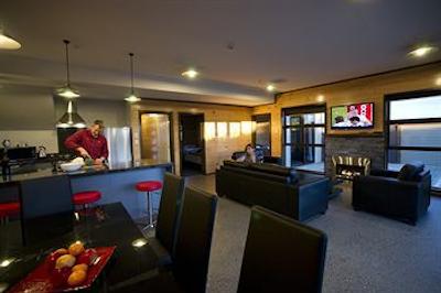 گریمود اسیسید تپ 10 هلید پارک