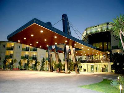 سویتز دوکسا گولف اند اسپا