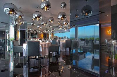 ادامز بیچ هتل