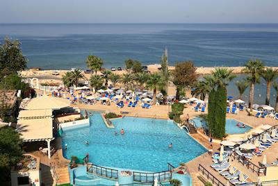 د گولدن کاست بیچ هتل