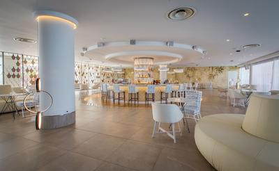 ناپا پلازا هتل