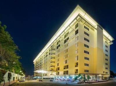 ان آر سی رزیدنس سووارنابومی