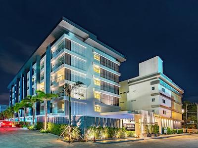 راتانا اپارت-هتل ات راسادا