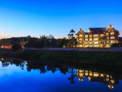 د چیانگ مای ریورسید هتل