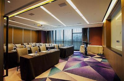 رادیسون بلو شانگهای پودونگ جینچائو