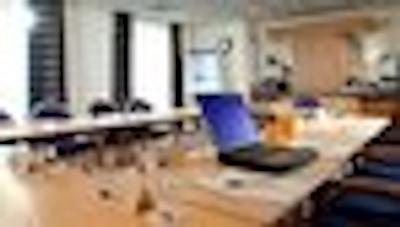 هلید این اکسپرز گلوسستر-اسود