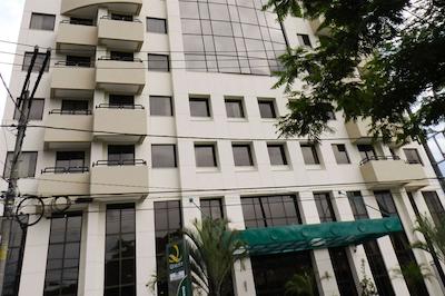 کوالیتی فاریا لیما