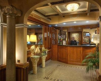 کمفرت هتل بلیوار