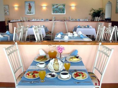 د پالمز ریزرت اُف مازاتلن