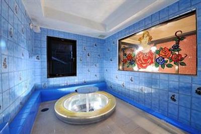 خاسان ورلد اساکوسا هستل