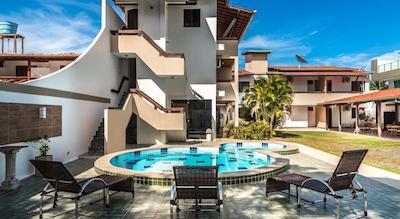 لوا ا مار فلات پوسادا