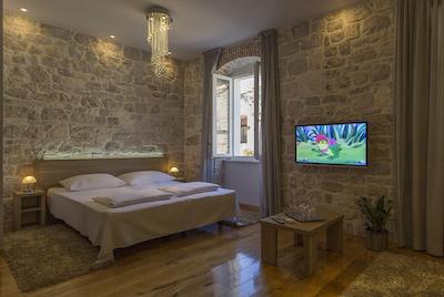 تیفانی لوکسوری رومز