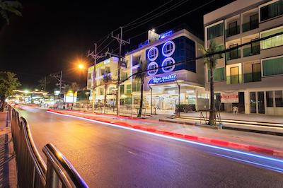 بیرپاکر پاتونگ هستل