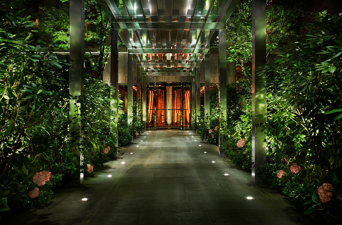 PUBLIC, an Ian Schrager Hotel