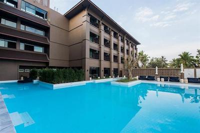 برون هوس هتل