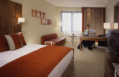 اس هتل لندن شردیچ