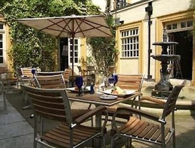 رامادا لوگهبروگه هتل