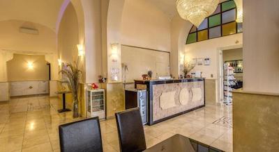 هتل ماریلن 2