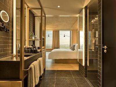 قو امستردام