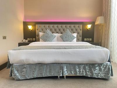 ساما این هتل اپارتمنتز