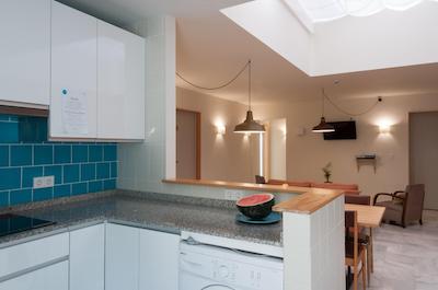 د نماد هستل