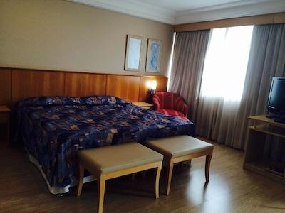 مدیترانئو فلات