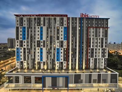 ایبیز بانگکک ایمپاکت هتل