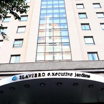 اسلاویرو اکسکوتیو جاردینز