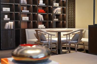 شنزهن ماریت هتل گولدن ب