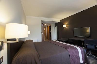 هتل دیگو د آلماگرو اُسُرنو