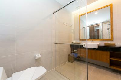 انداکیری پول ویلا