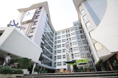 کسن هتل ناخن پادم