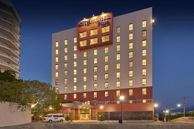 سیتی اکسپرز پلاس پورتو والارتا