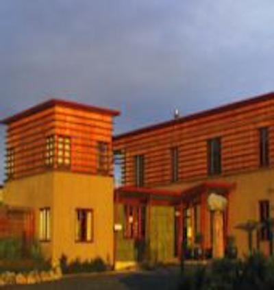 هاپوکو لج اند تری هوسز