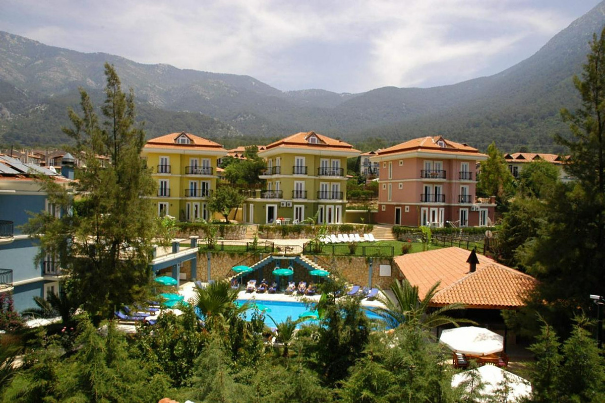 Antas Hotel and Deluxe Apartments