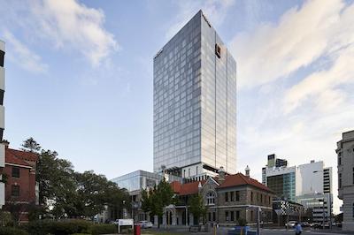 د وستین پرد