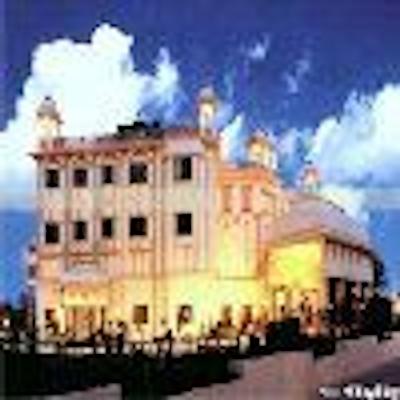 کی کی رویال هتل اند کانونشن سنتر