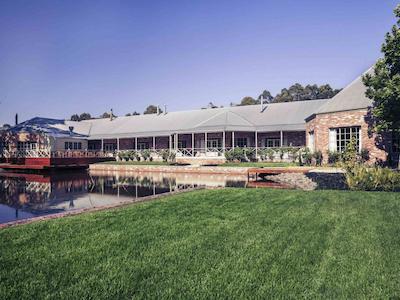 مرکور بالارات هتل اند کنونشن سنتر