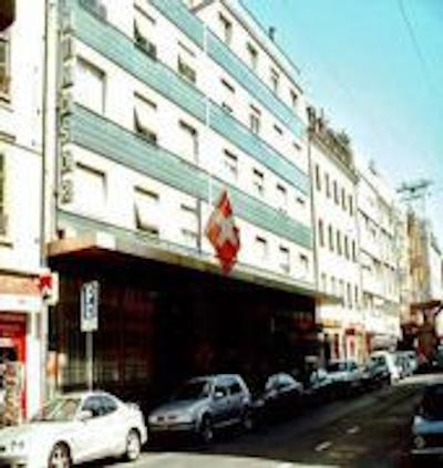 9هتل جنو پاکویز