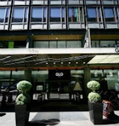 گلو هتل کلوووی