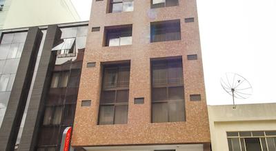 تروی هتل اند بوسینز