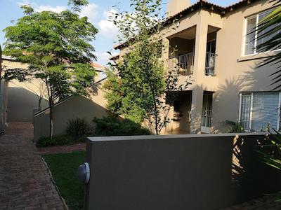 تون لج جهانسبورگ آیرپرت