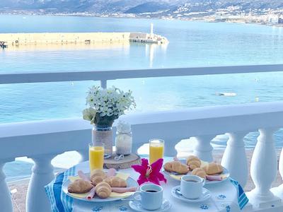 سیمپل هتل هرسُنیسز بلو