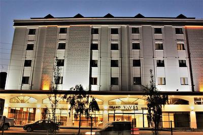 گراند واوز هتل