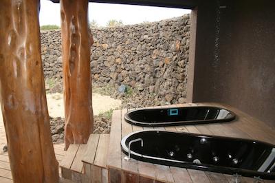 هانگارا اکو ویلیج اند اسپا