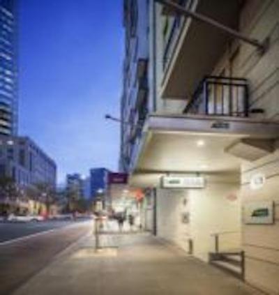 کست اُن لنسدال