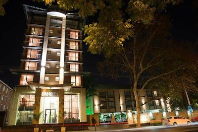 پرمیر پرتریا