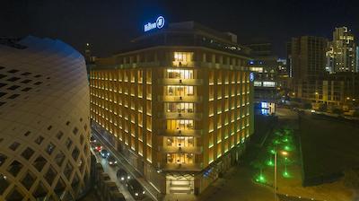 هیلتون بیروت دونتون