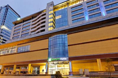 هلید این اکسپرز پورتو منت-پاتاگونیا