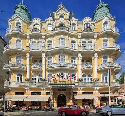 اُریا اسپا هتل بهمیا